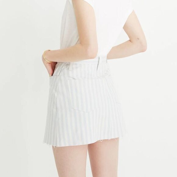 Madewell Stretch A-Line Denim Mini Skirt in Pompano Stripe - Size: 29 - Picture 3 of 6